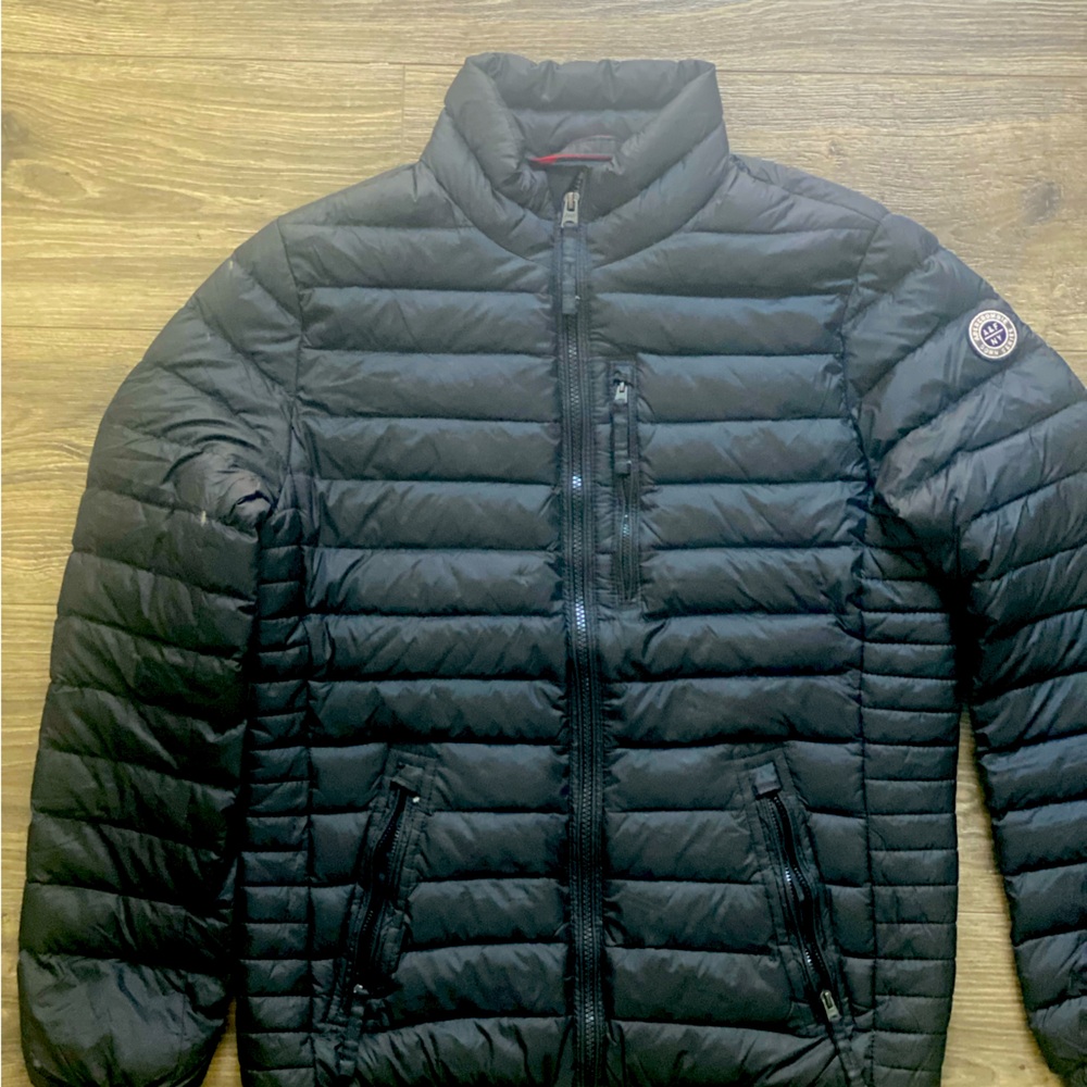 Men’s Abercrombie lightweight down jacket